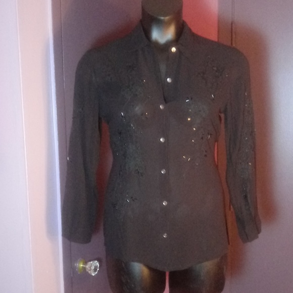 Chicos Top Beautiful - Picture 1 of 4